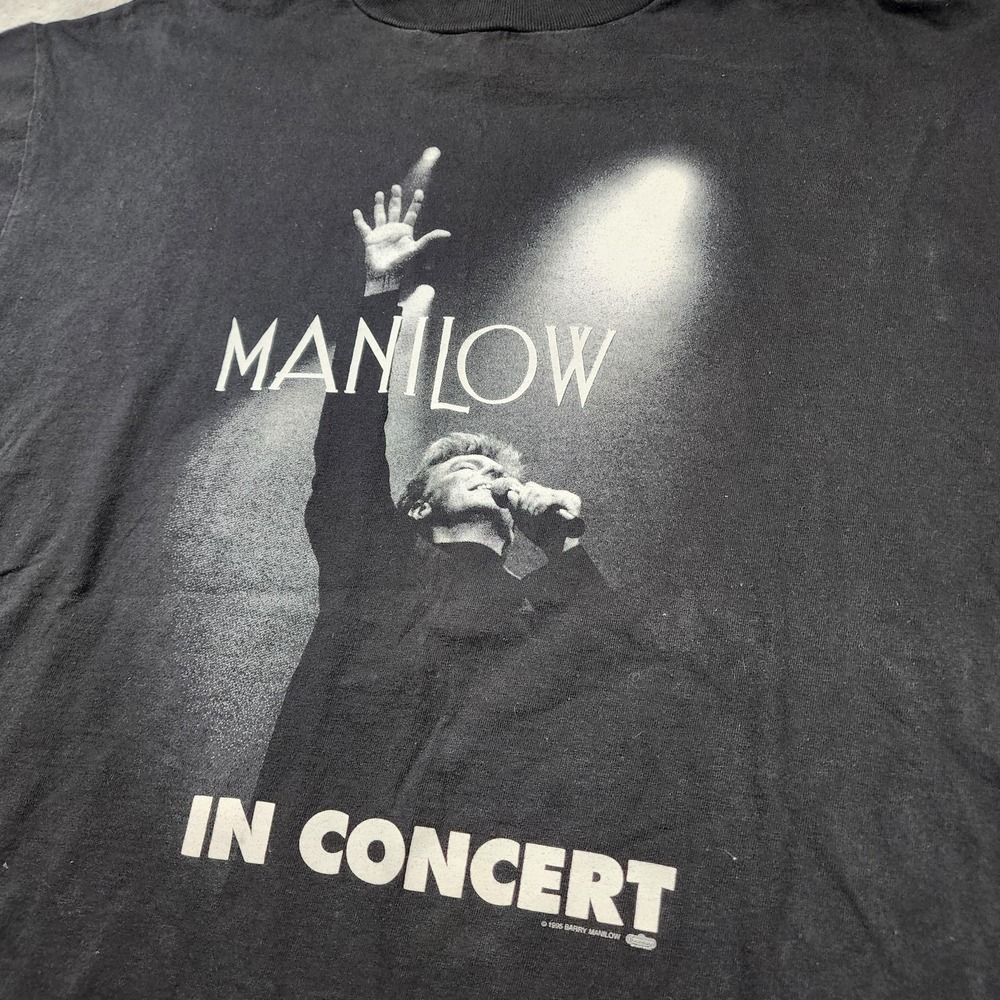 VINTAGE Barry Manilow Shirt Mens‎ Large Black Live In Concert Tour 1995 Tultex